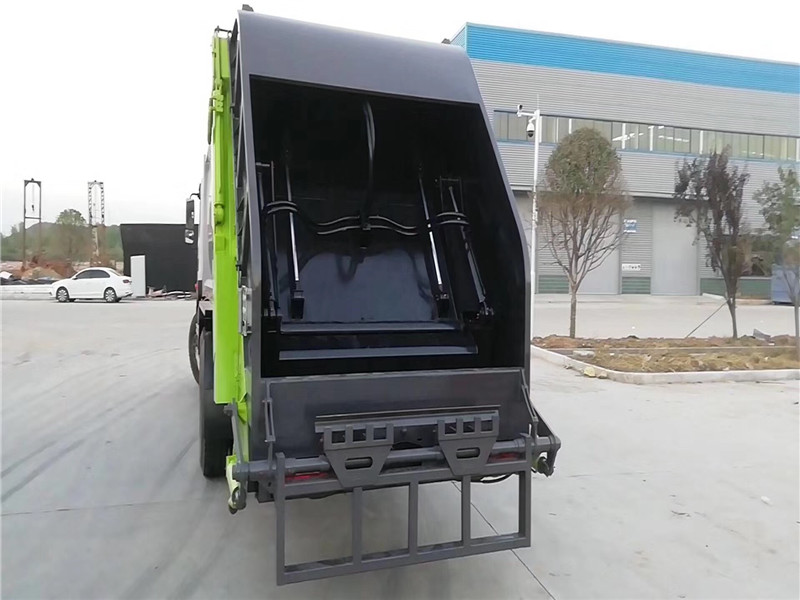 �|�LT5���s����܇18��