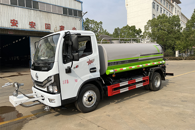 �|�LС������ˮ܇��5����